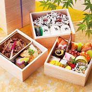 牛しぐれ三段弁当